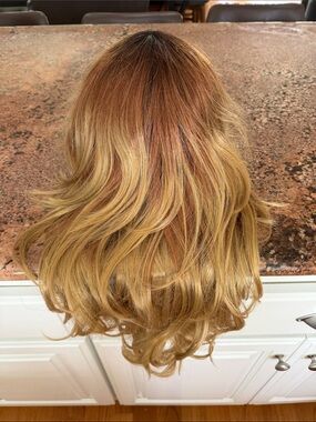 Forever Young Layered Honey Blonde Wig with Warm Auburn Roots
